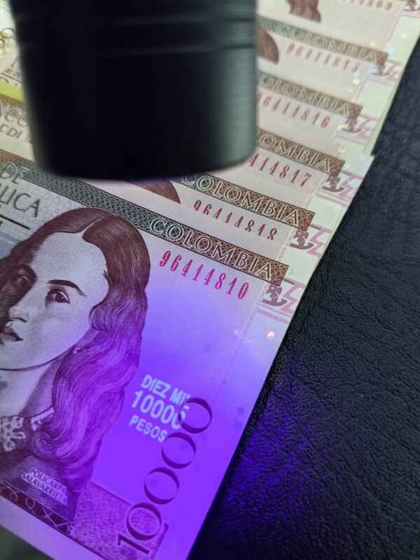 BILLETE DE 10.000 POLICARPA ESCARCHADO 2002