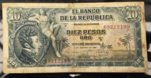 Billete 10 Pesos Oro Banco de la República 1961 Manchas